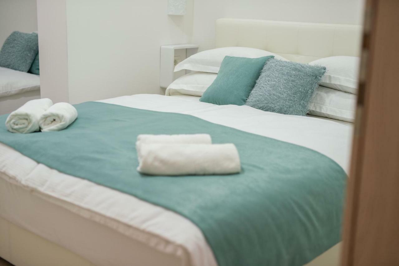 Apartment Gloria 2 *